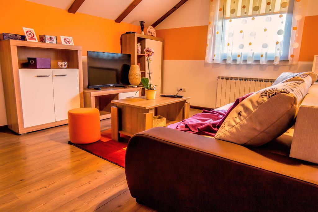 Guest House Nena Rastoke Слуни Екстериор снимка