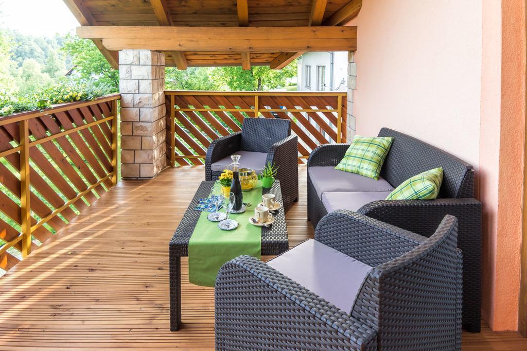 Guest House Nena Rastoke Слуни Екстериор снимка